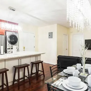 Brooklyn 3 Bedroom 1 Bathroom 8 Minutes To Subway 30 Minutes To Manhattan , New York United States
